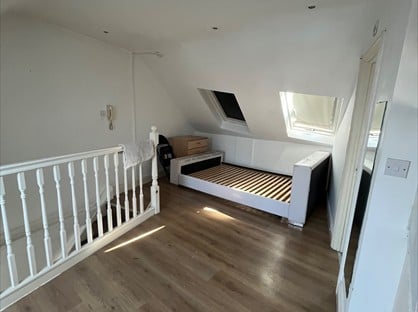 Studio Flat, West Green Road, N15