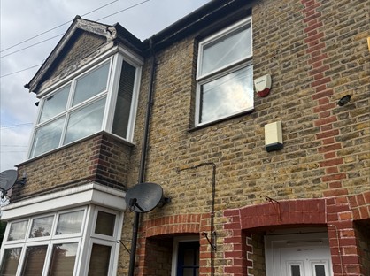 2 Bed Flat, Marks Road, RM7