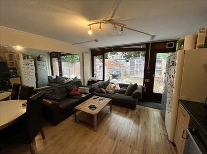Room in a Shared House, Penrith Close, SW15