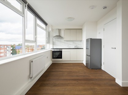 Studio Flat, Rubens House, N3