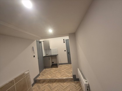 Studio Flat, Otterfield Road, UB7