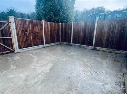 Studio Flat, Ashburnham Road, LU1