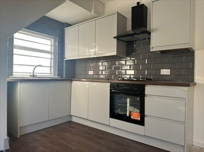 1 Bed Terraced House, Sackville Street, WF13