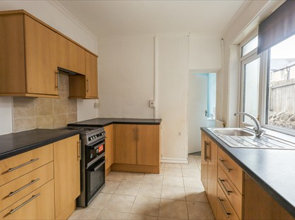 3 Bed Terraced House, Dovedale Street, CF63