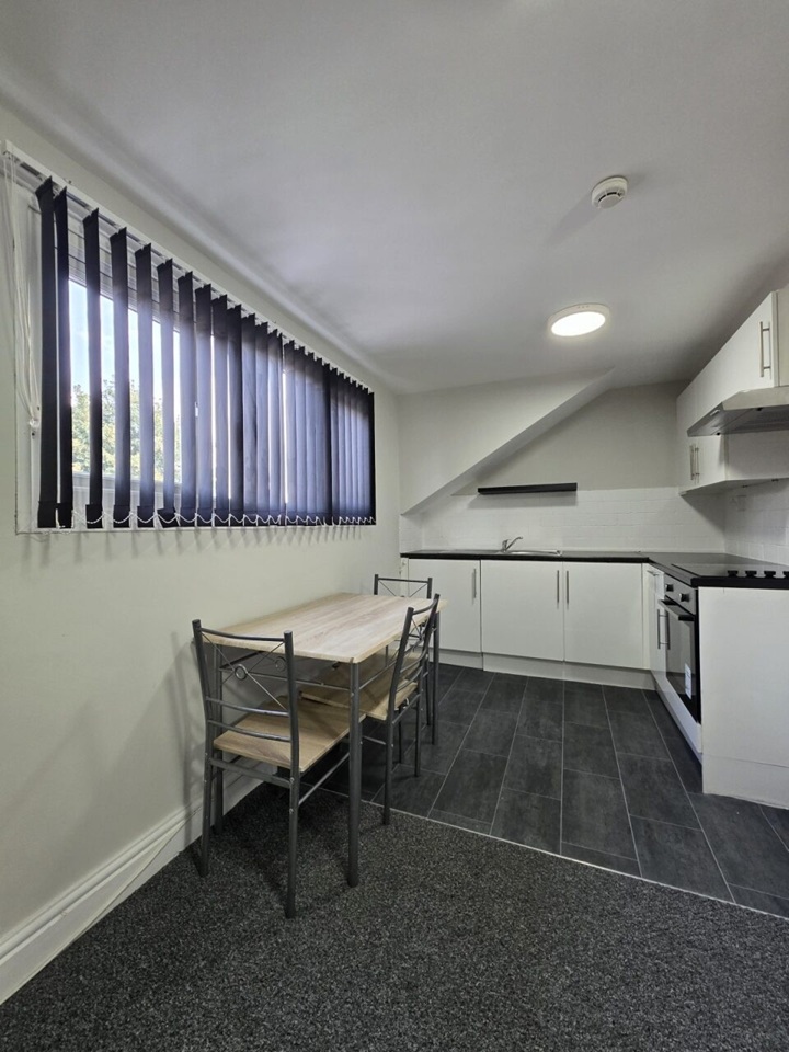 2 Bed Flat, Lower Cathedral Road, CF11