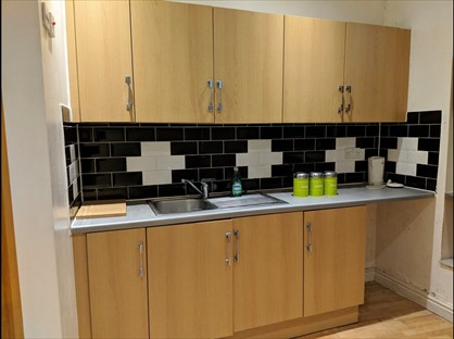 Studio Flat, Southgate, WF13