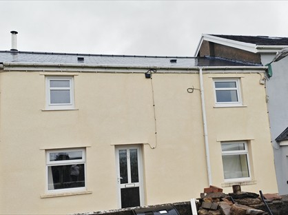 3 Bed Terraced House, Shop Row, NP22