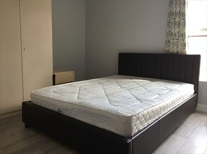 Room in a Shared House, Thirlestane Road, NN4