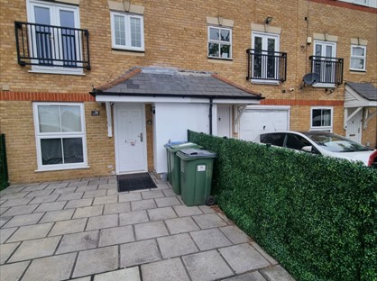 Room in a Shared House, Lakeside Avenue, SE28