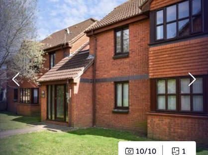 1 Bed Flat, Courtland Place, CM9