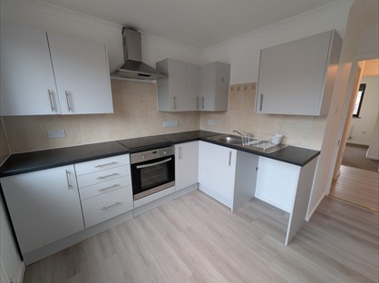 2 Bed Flat, Helmdon Close, CV21