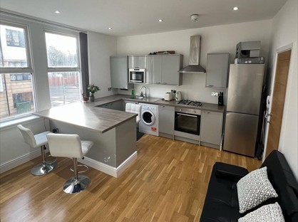 1 Bed Flat, West Bute Street, CF10