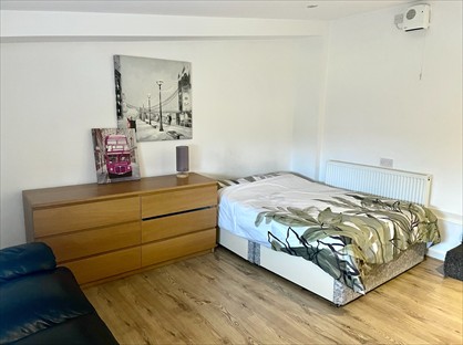 Studio Flat, Lower High Street, WS10