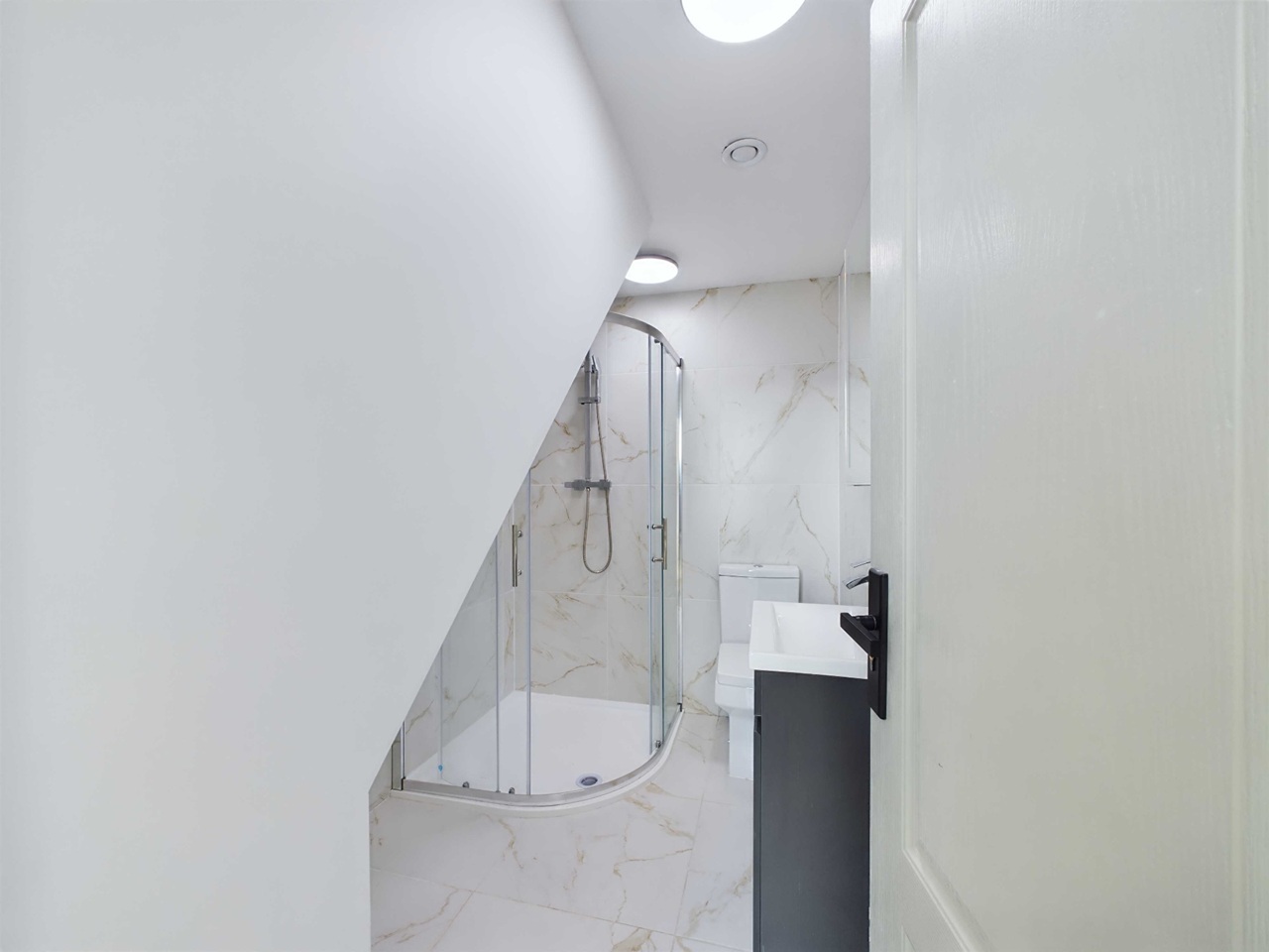 2 Bed Penthouse, Mansfield Road, DE1 photo 5