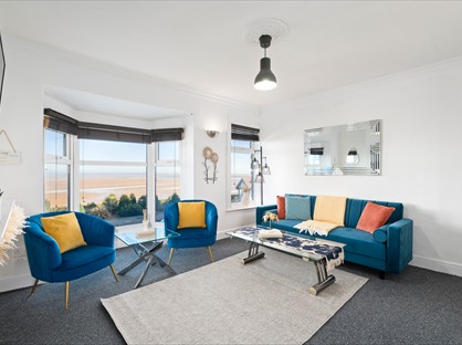 2 Bed Flat, Kingsway, DN35