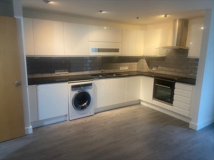 1 Bed Flat, London Road, ST5