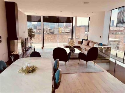 3 Bed Penthouse, Hoxton Square, N1