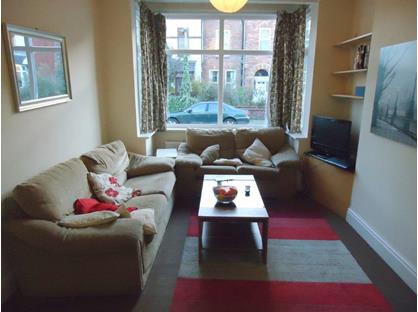 Room in a Shared House, Grassfield Avenue, M7