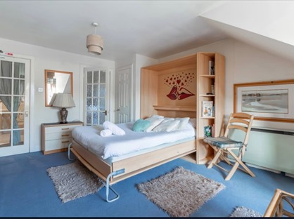 1 Bed Flat, Rose Street, EH2