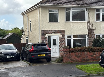 3 Bed Semi-Detached House, Mount Earl, CF31