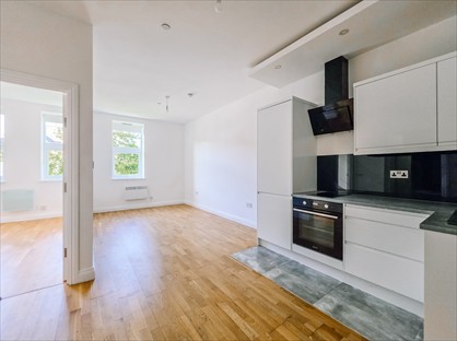 1 Bed Flat, Northfield House, SS2