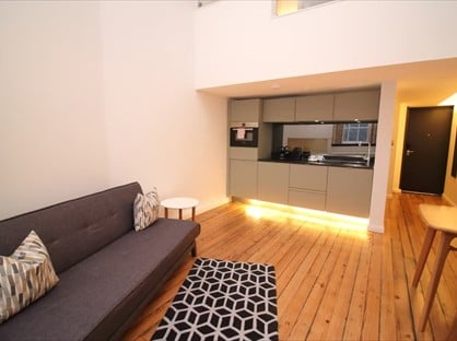 1 Bed Flat, Mcdonald Road, EH7