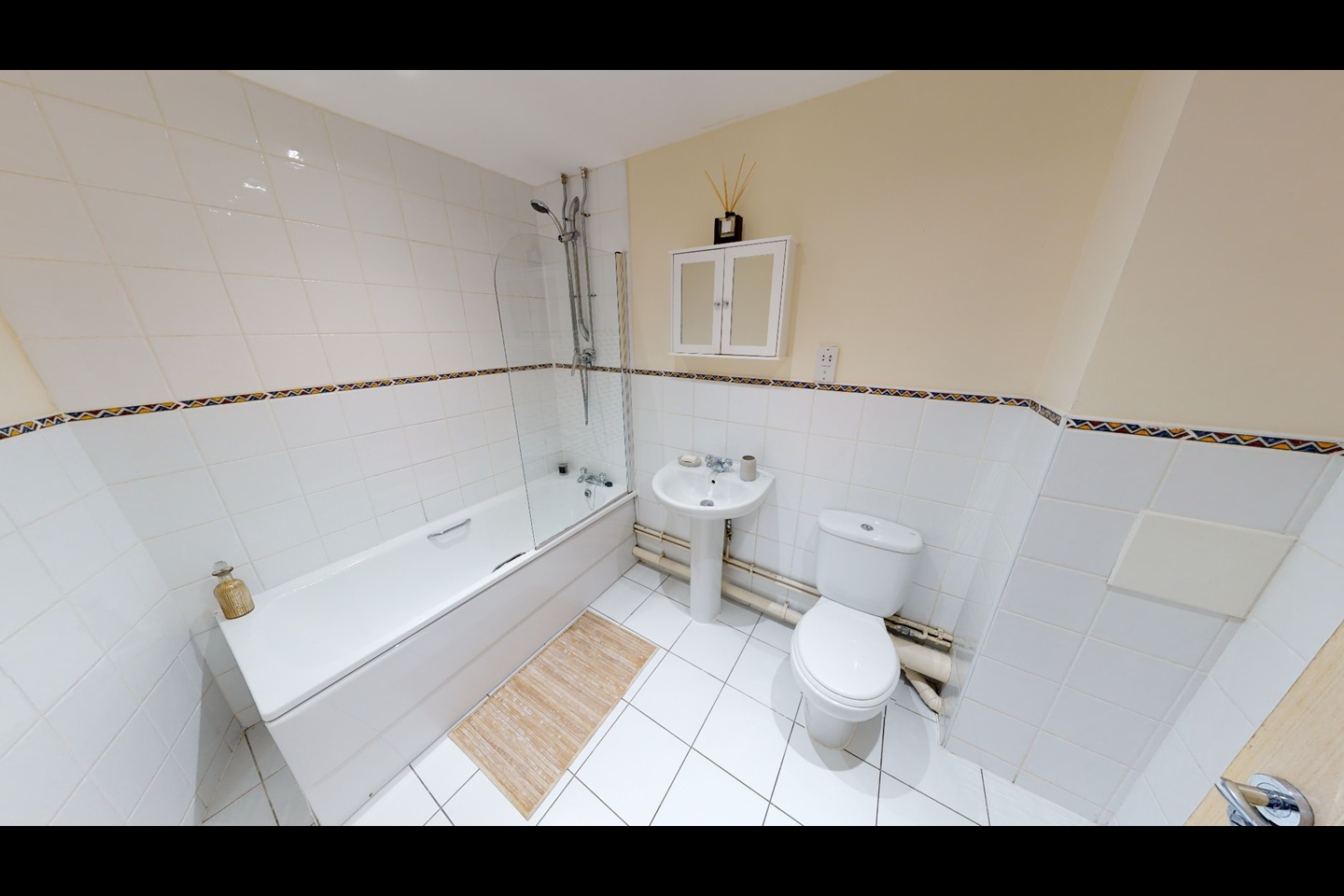 Additional image 9 of 2 Bed Flat, Back Colquitt Street, L1, N1 7GU