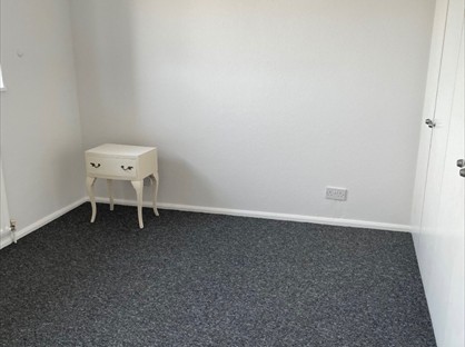 1 Bed Flat, High Street, EN5