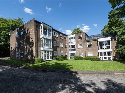 2 Bed Flat, The Mount, M7