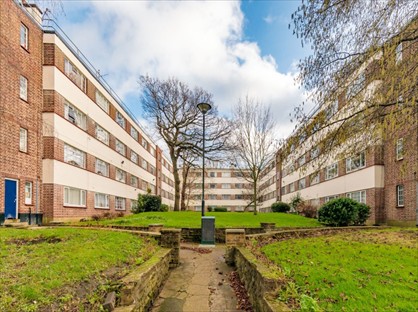 Room in a Shared Flat, Hayes Court, SW2