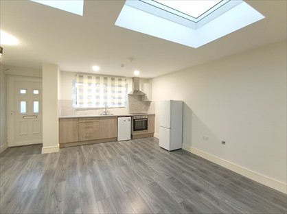 1 Bed Flat, Bounces Road, N9