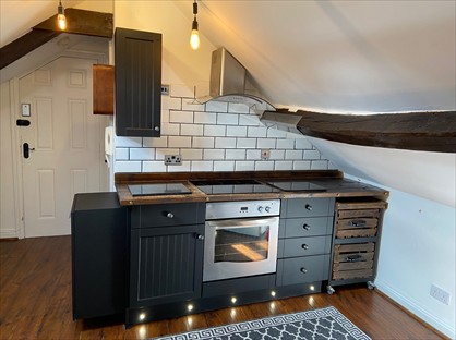 Studio Flat, Long Street, GL12