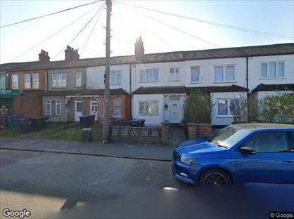 3 Bed Terraced House, Walton Road, GU21