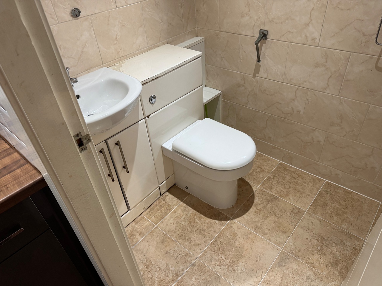 Additional image 4 of Studio Flat, Commercial Street, S1, N1 7GU