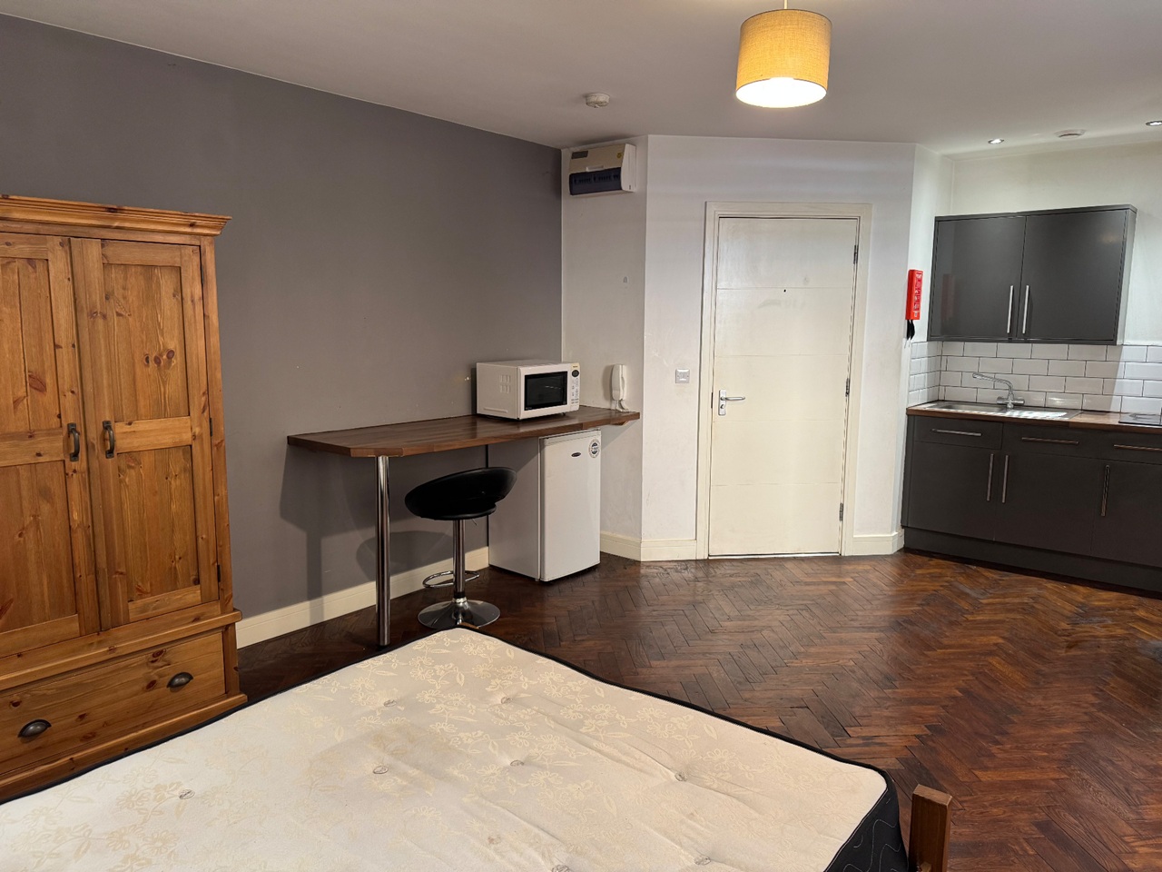 Additional image 6 of Studio Flat, Commercial Street, S1, N1 7GU