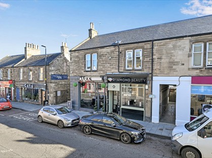 2 Bed Flat, High Street, EH19