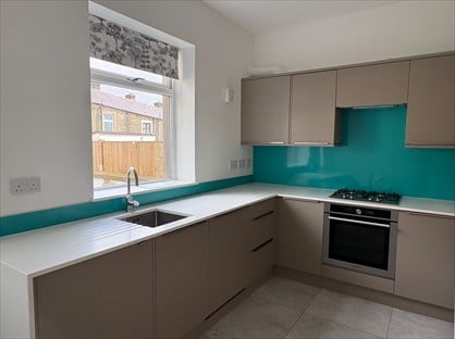 2 Bed Terraced House, Dickson Street, BB8
