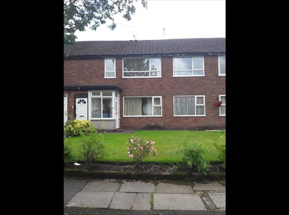 2 Bed Maisonette, Hawkstone Ave, M45
