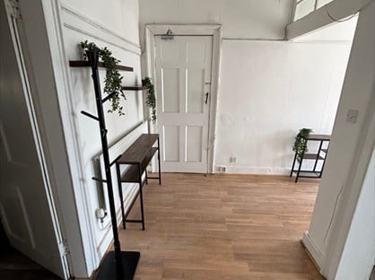 Room in a Shared Flat, Gardner's Crescent, EH3