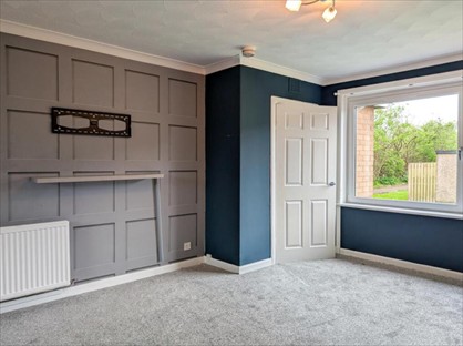 2 Bed Terraced House, Earl View, ML1