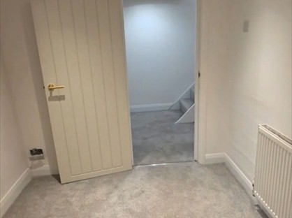 4 Bed Semi-Detached House, Bramley Hill, CR2