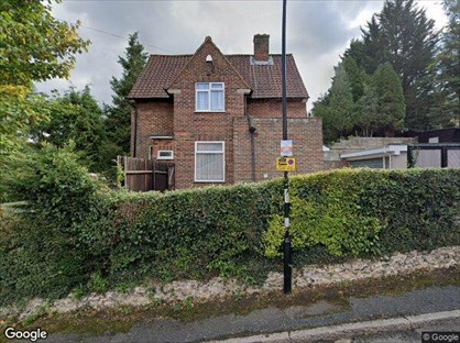 6 Bed Semi-Detached House, Lower Barn Road, CR8