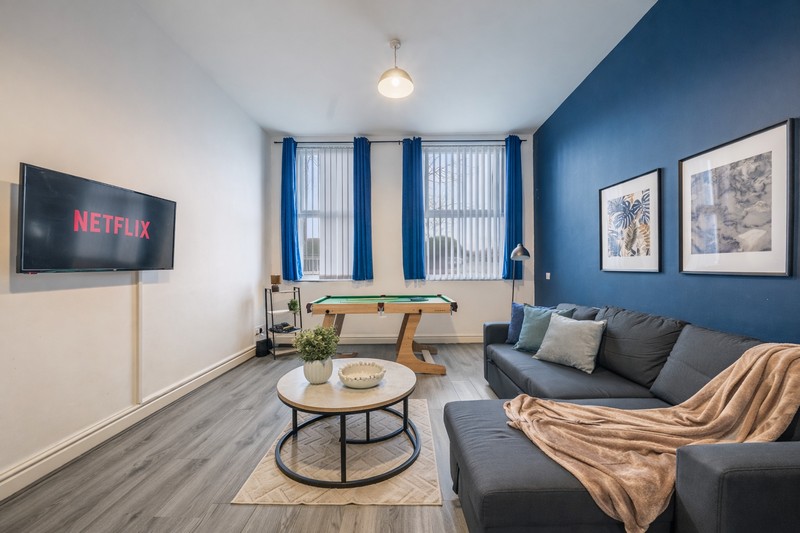 2 Bed Flat, Latimer St, L5, N1 7GU