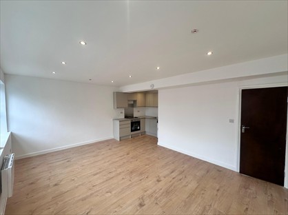 2 Bed Flat, Church Path, CR0