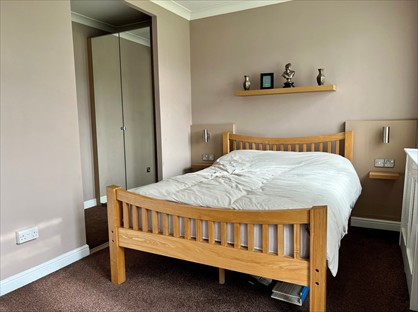 Room in a Shared Flat, Malmesbury Road, E3