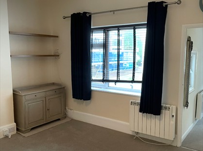 1 Bed Flat, Lushington Road, BN21