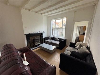 3 Bed Terraced House, Gipsy Lane, WV13