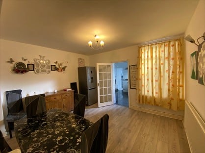 4 Bed Terraced House, Chapel Road, TW3
