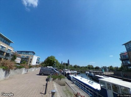 3 Bed Penthouse, Town Meadow, TW8