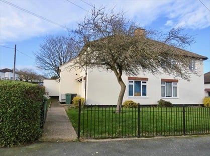 1 Bed Flat, Staynton Crescent, HD2